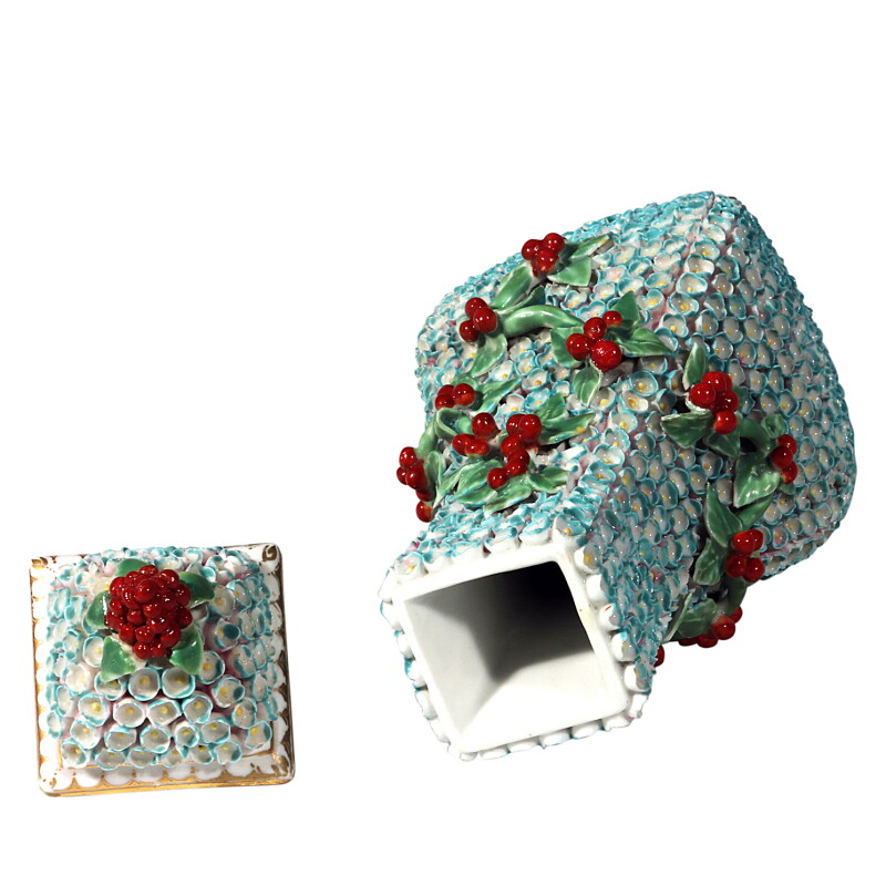 Cover image 0