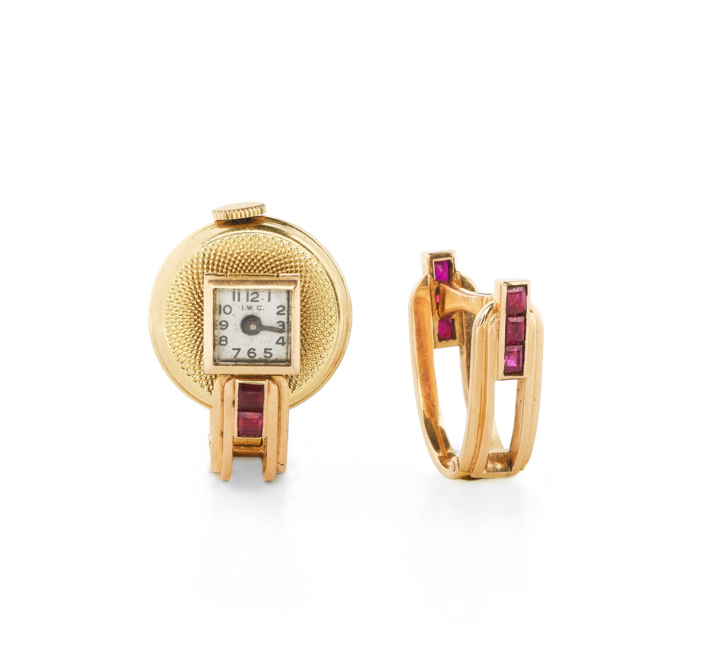 View full screen - View 1 of Lot 62. IWC | PAIRE DE BOUTONS DE MANCHETTE OR ET RUBIS | PAIR OF RUBY AND GOLD CUFFLINKS.