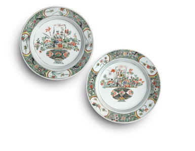 View full screen - View 1 of Lot 47. A Pair of Chinese Famille-Verte 'Flower Basket' Dishes, Qing Dynasty, Kangxi Period | 清康熙 五彩盆花圖盤一對.
