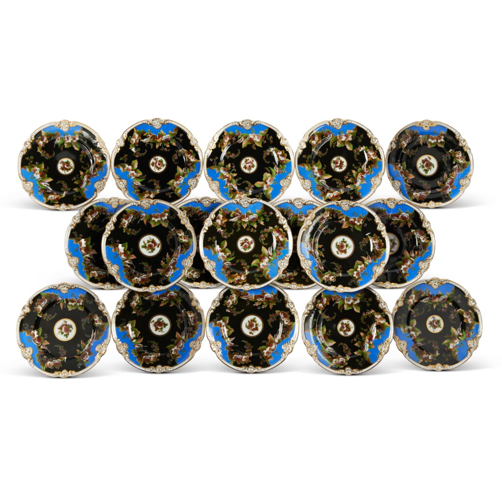 View full screen - View 1 of Lot 1219. A Set of Eighteen Russian Porcelain Dinner Plates, Popov Porcelain Manufactory, Gorbunovo, 1830-1850s.