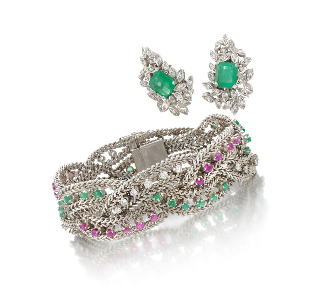 View full screen - View 1 of Lot 54. Emerald, ruby and diamond bracelet and pair of emerald and diamond earrings (Bracciale in smeraldi, rubini e diamanti e paio di orecchini in smeraldi e diamanti).