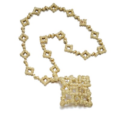 View full screen - View 1 of Lot 821. Gold necklace, 1970s.