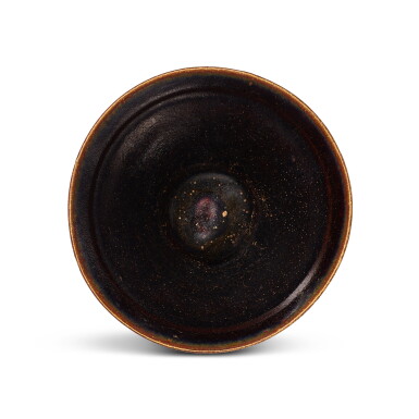 View full screen - View 1 of Lot 442. A Yulinting black-glazed tea bowl, Southern Song dynasty 南宋 遇林亭窰黑釉盌.