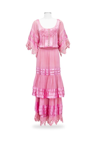 View full screen - View 1 of Lot 6. Boza Kosak, circa 1980, Coton and satin blouse | Blouse et jupe en coton et satin.
