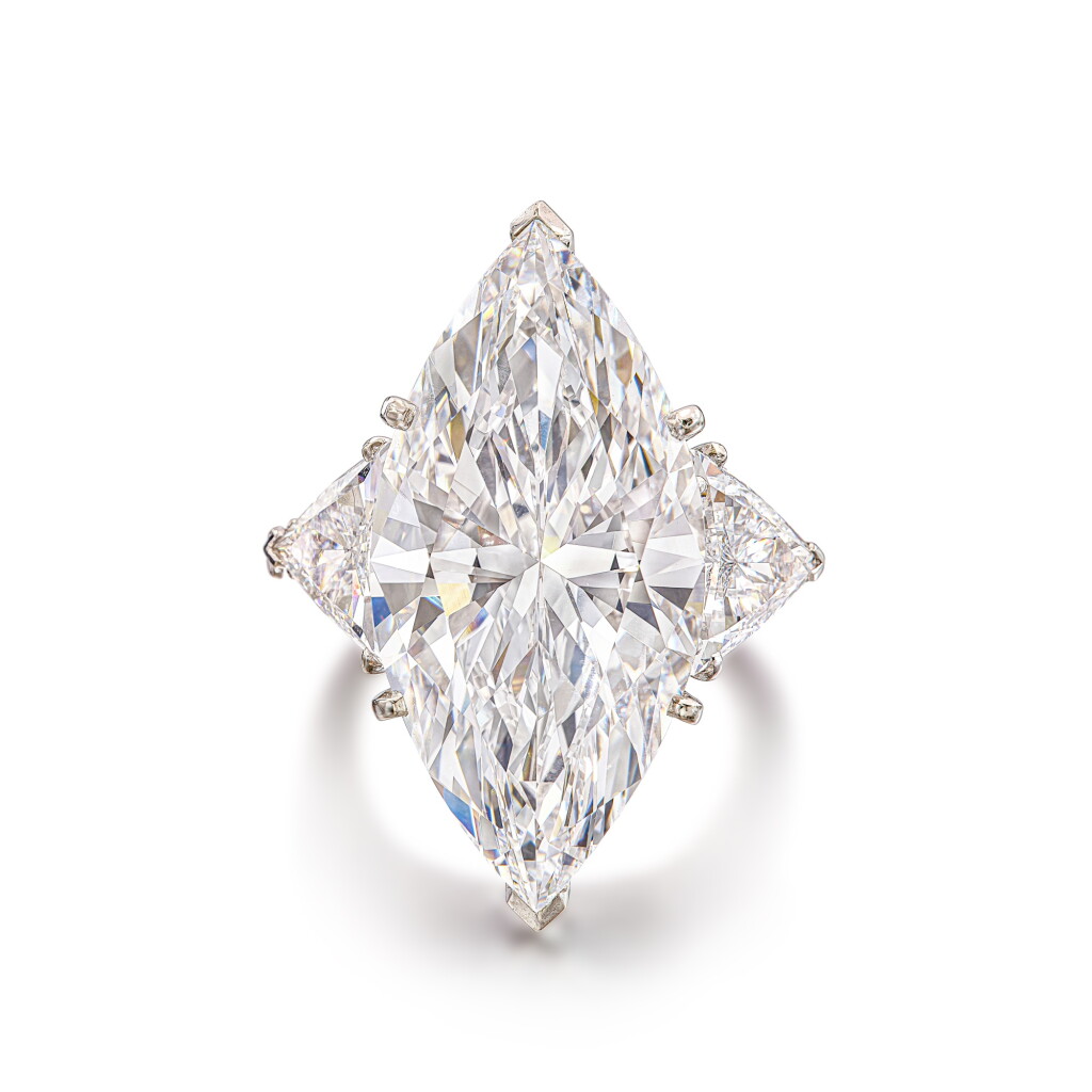 View full screen - View 1 of Lot 1944. Diamond Ring | 梵克雅寶 | 21.03克拉 欖尖形 D色 完美無瑕 Type IIa 鑽石戒指.