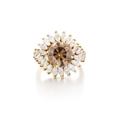 View full screen - View 1 of Lot 1916. Fancy Dark Orangy Brown Diamond and Diamond Ring | 深彩橙棕色鑽石 配 鑽石戒指.