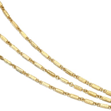 View full screen - View 1 of Lot 118. DEMI-PARURE.