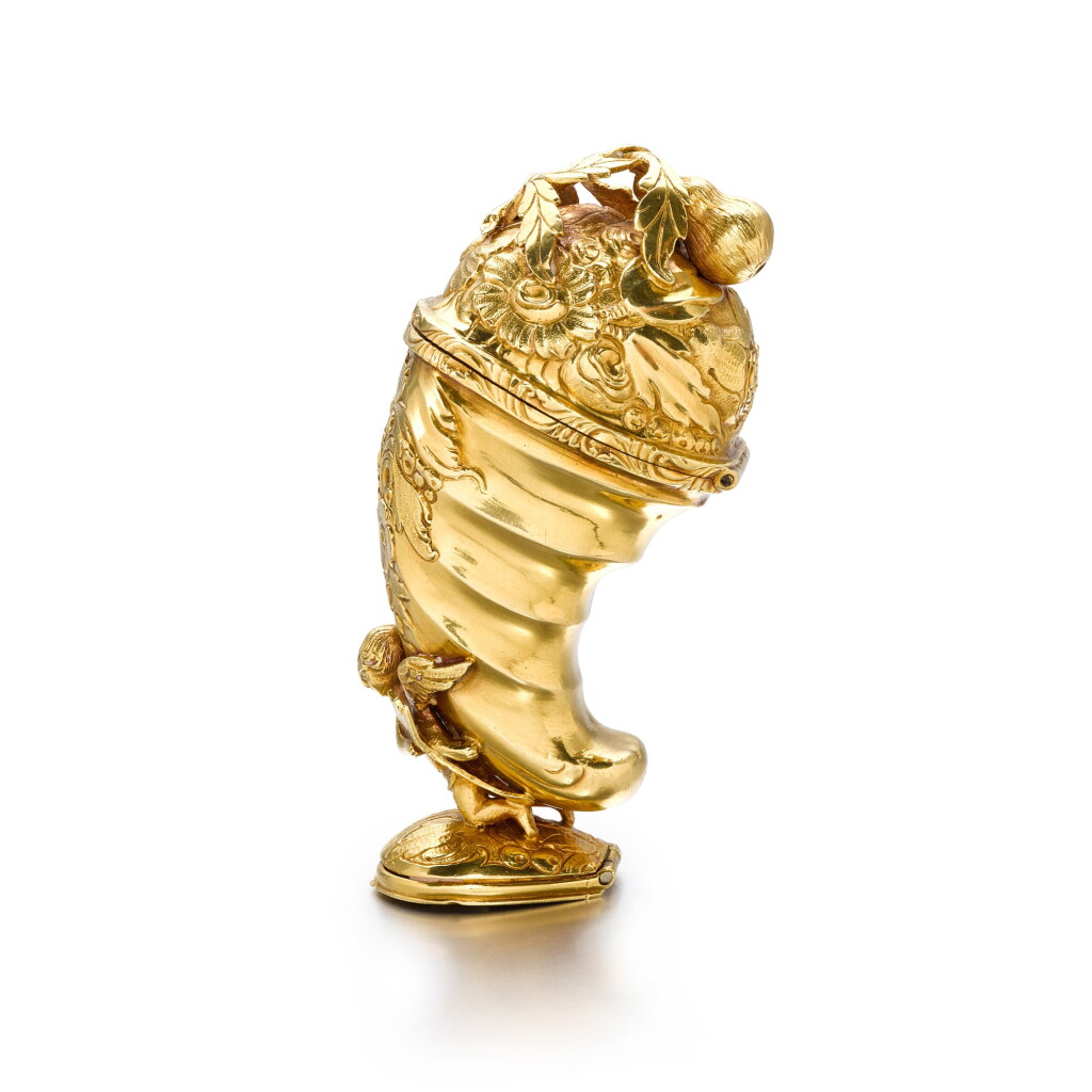 View full screen - View 1 of Lot 14. A rare gold spice box in the form of a cornucopia, Peder Christensen Beyer, Bergen, 1791,.
