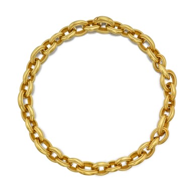 View full screen - View 1 of Lot 314. Gold Necklace.