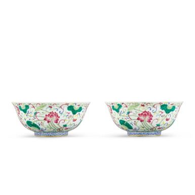 View full screen - View 1 of Lot 360. A pair of famille-rose and underglaze-blue bowls Marks and period of Guangxu | 清光緒 粉彩荷塘紋盌一對 《大清光緒年製》款.