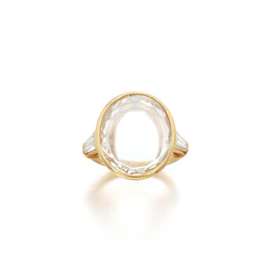 View full screen - View 1 of Lot 1010. Diamond ring, circa 1977.