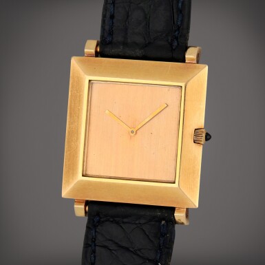 View full screen - View 1 of Lot 331. A yellow gold square wristwatch | Circa 1965.