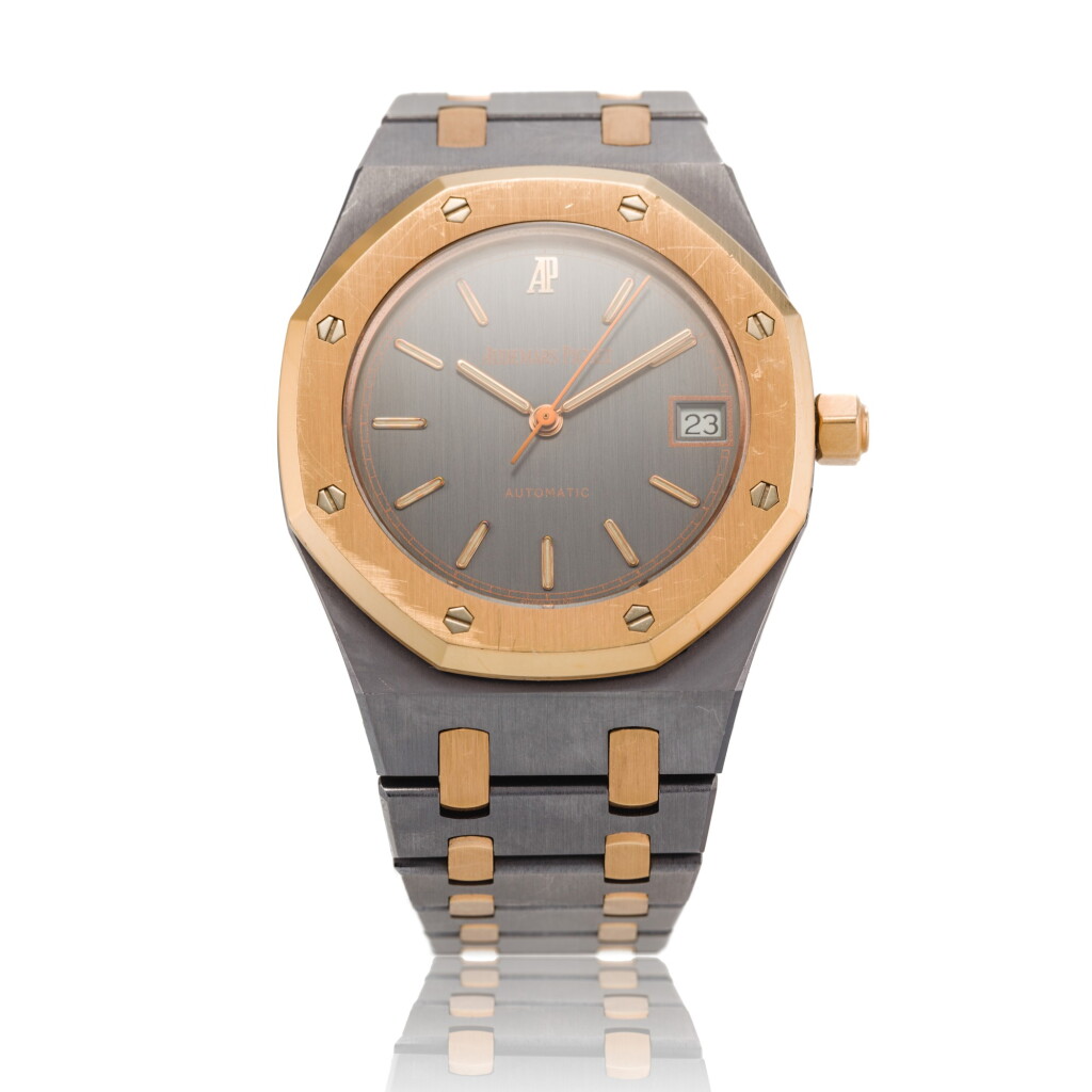 View full screen - View 1 of Lot 7. Reference 14790TR Royal Oak | A tantalum and pink gold wristwatch with date and bracelet, Circa 1993 | 愛彼 14790TR 型號 Royal Oak | 鉭金屬及粉紅金鍊帶腕錶備日期顯示,約1993年製.