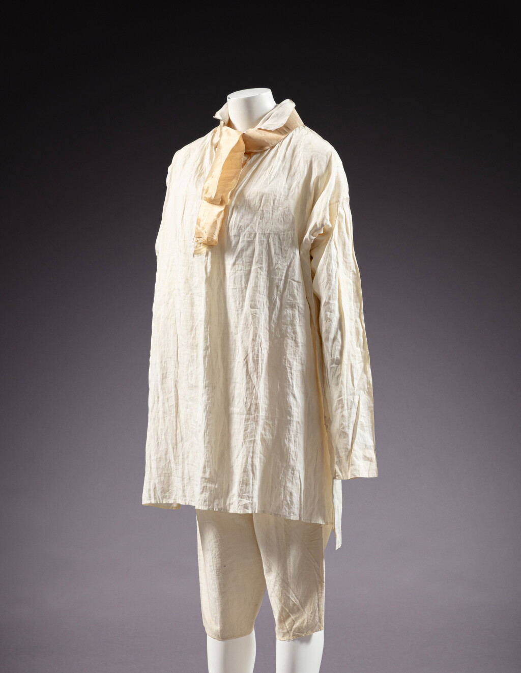 View full screen - View 1 of Lot 45. A set of various clothing belonging to Napoléon, 1800-1820.