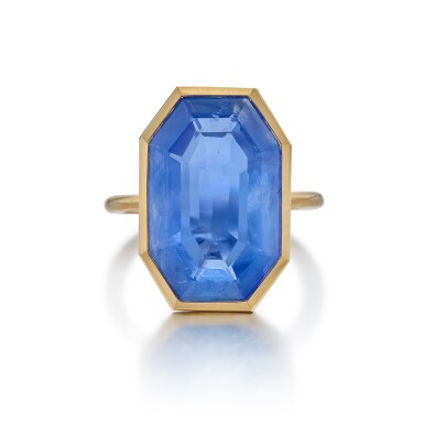 View full screen - View 1 of Lot 7. Sapphire Ring.
