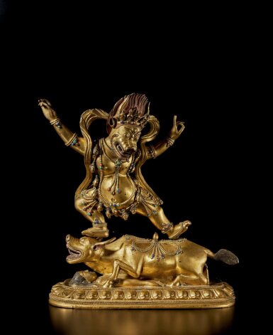 View full screen - View 1 of Lot 132. A large gilt-bronze figure of Yama Dharmaraja, Qing dynasty, 17th / 18th century | 清十七 / 十八世紀 銅鎏金嵌寶閻摩法王立像.