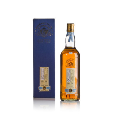 View full screen - View 1 of Lot 383. Highland Park Duncan Taylor Rare Auld 39 Year Old 41.8 abv 1968 (1 BT70).