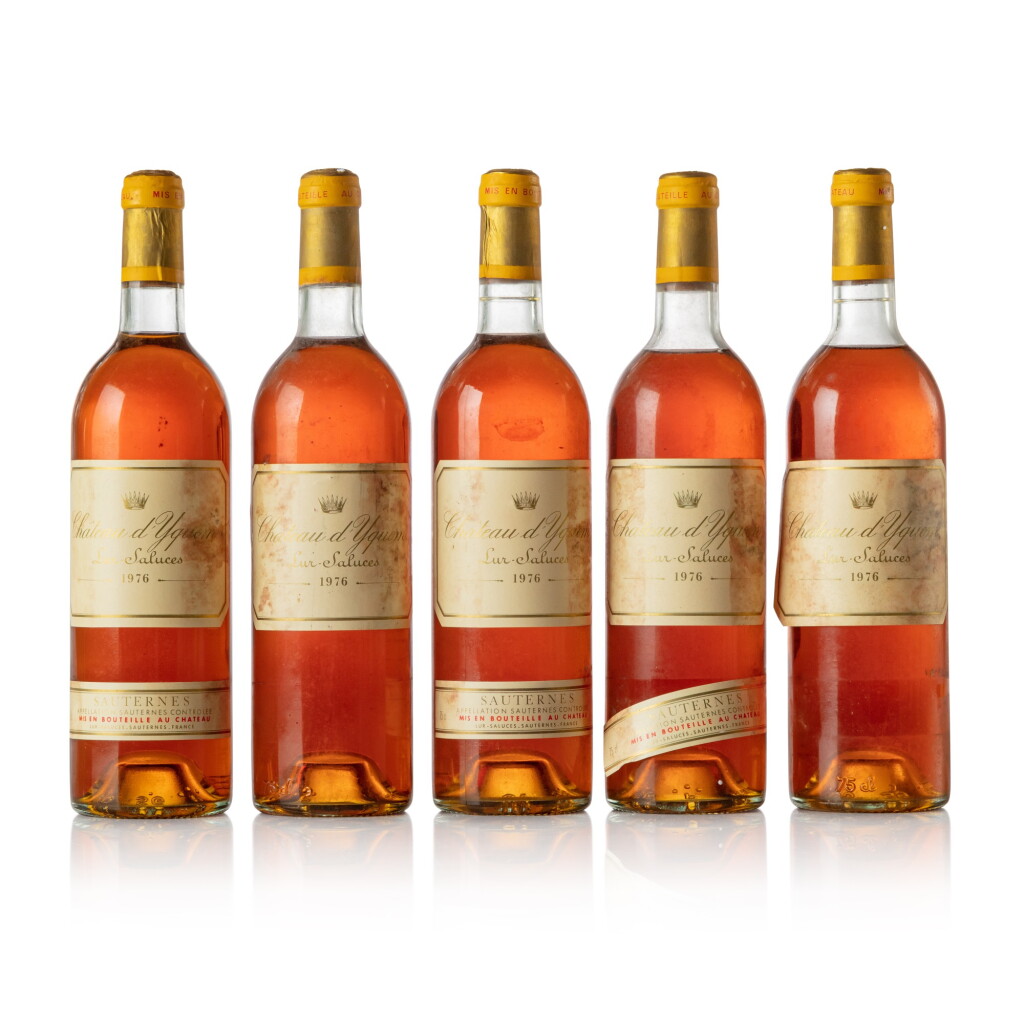 View full screen - View 1 of Lot 274. Château d'Yquem 1976 (5 BT) .