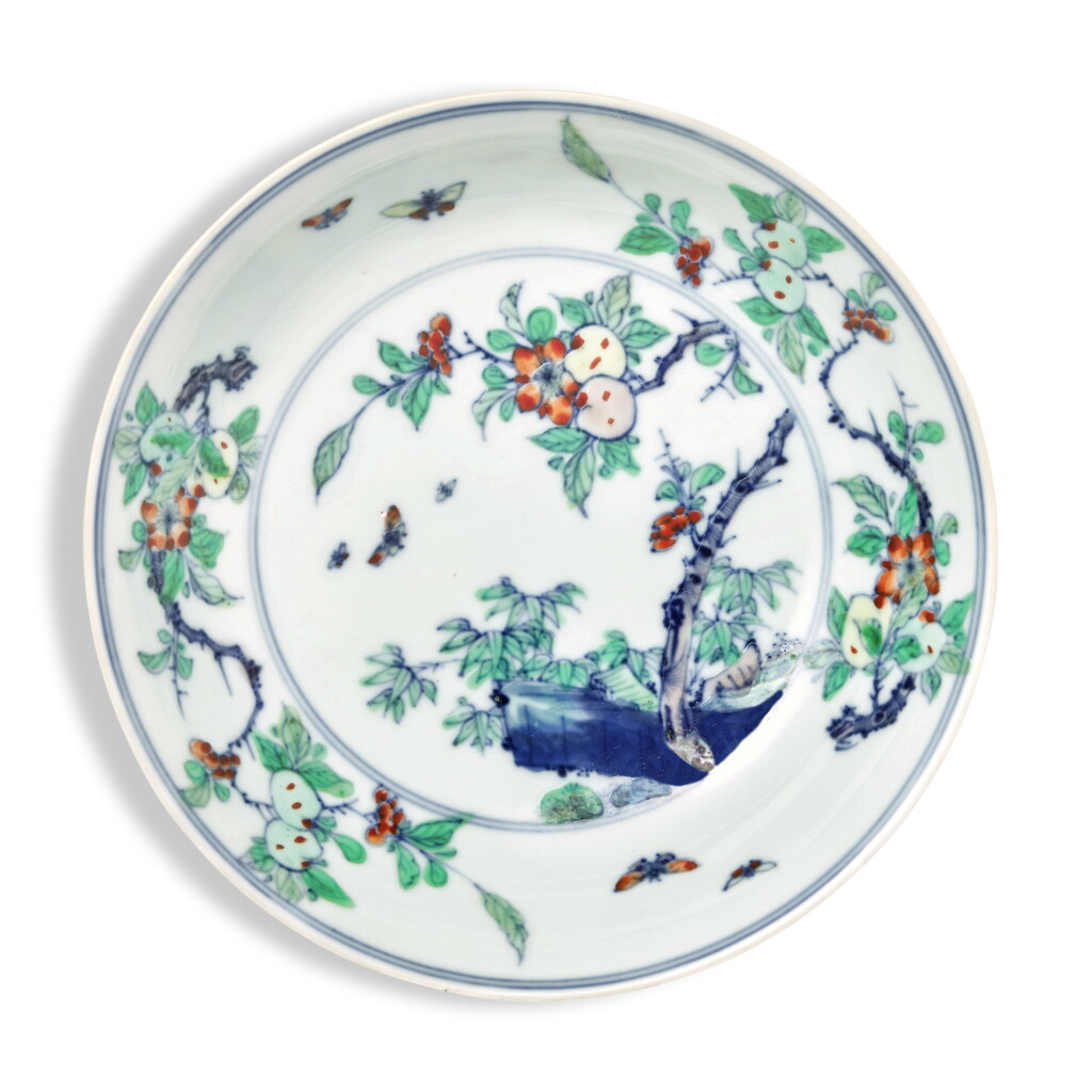 View full screen - View 1 of Lot 518. A doucai 'peach' dish, Mark and period of Yongzheng | 清雍正 鬪彩壽桃紋盤 《大清雍正年製》款.