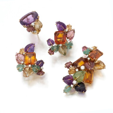 View full screen - View 1 of Lot 100. Gem-set demi parure (Demi parure in pietre di colore).