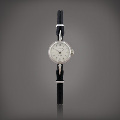 View full screen - View 1 of Lot 387. Retailed by Beyer: reference 3306/1 Montre bracelet en or blanc avec bracelet corde | White gold wristwatch with cord bracelet Vers 1962 | Circa 1962.