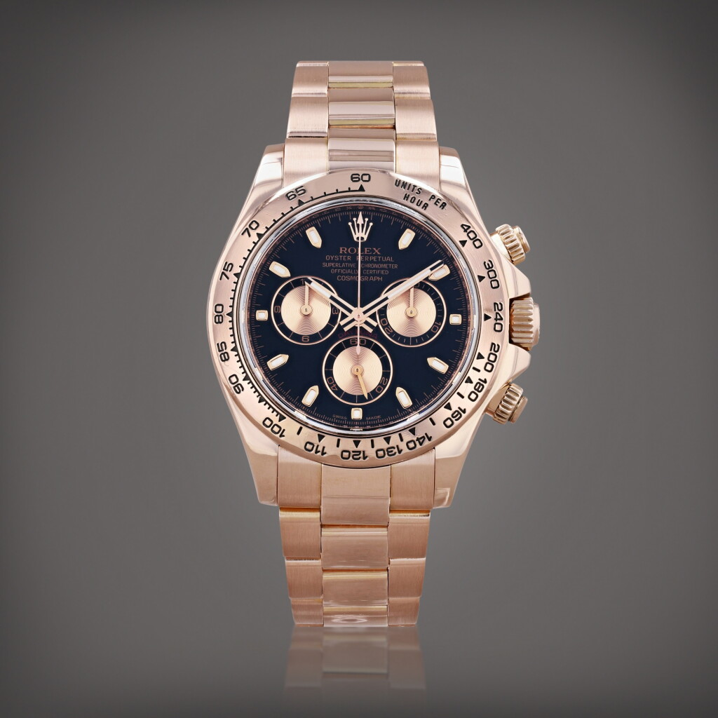 全螢幕檢視 - 查看371Daytona, reference 116505 Montre bracelet chronographe en or rose | Pink gold chronograph wristwatch with bracelet Vers 2015 | Circa 2015的1