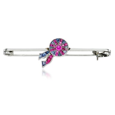 View full screen - View 1 of Lot 149. Cartier | Sapphire and ruby brooch, 1917.