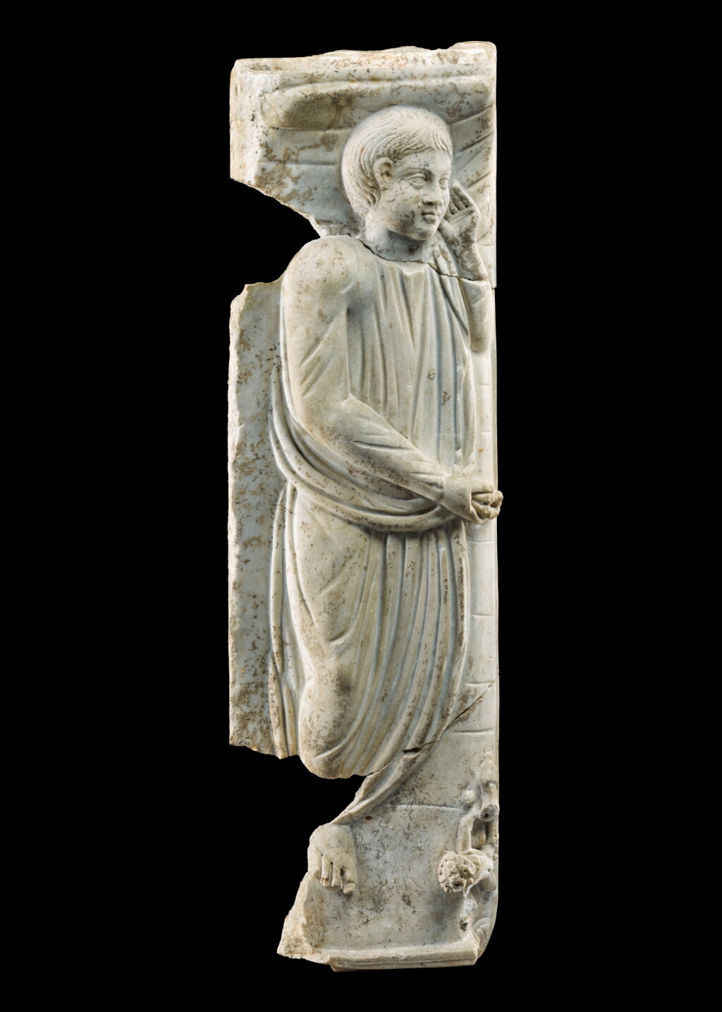 Voir en plein écran - Voir 1 du lot 23. A Roman Marble Sarcophagus Lid, circa late 3rd Century A.D..