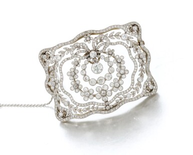 View full screen - View 1 of Lot 26. Diamond brooch/devant de corsage (Devant decorsage/ Spilla in diamanti) , 1927.