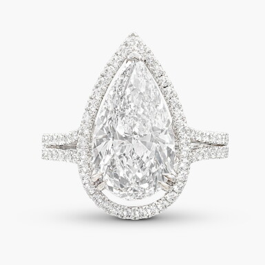 View full screen - View 1 of Lot 1223. Diamond Ring | 4.03克拉 梨形 D色 内部無瑕 鑽石 戒指.