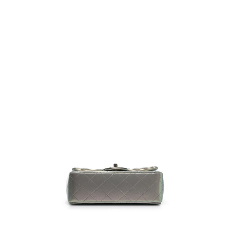 Cover image 0