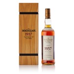 The Macallan Fine & Rare 32 Year Old 43.0 abv 1937 (1 BT70)