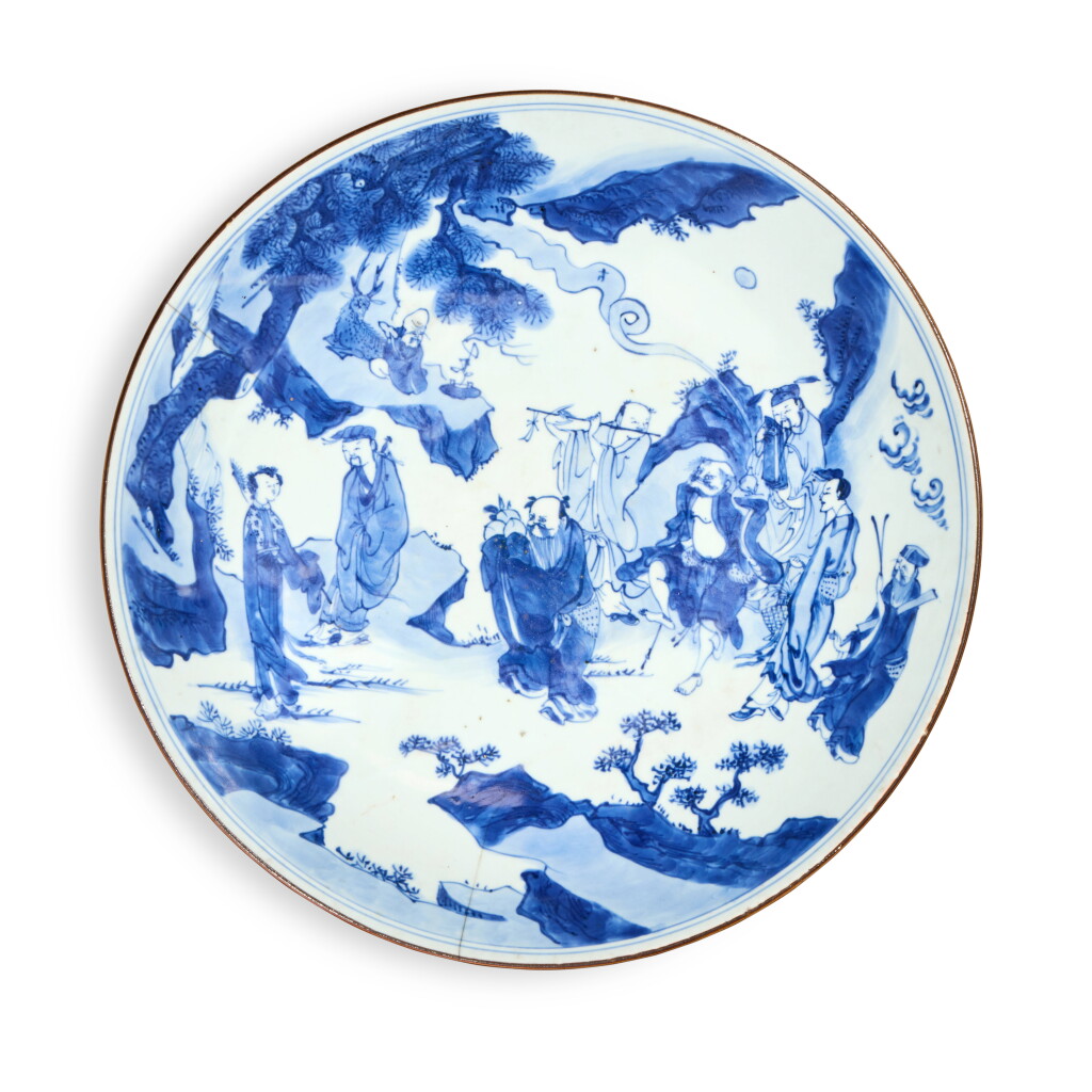 View full screen - View 1 of Lot 620. A blue and white 'Shoulao and the Eight Immortals' dish, Qing dynasty, Shunzhi period.