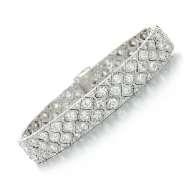 View full screen - View 1 of Lot 134. Diamond bracelet, circa 1920.