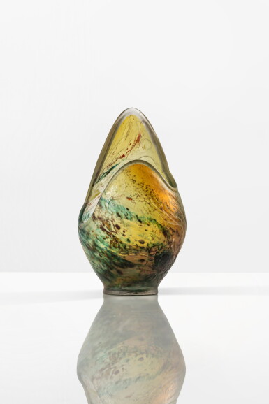 View full screen - View 1 of Lot 41. Algues et crabe vase, circa 1900.