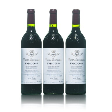 View full screen - View 1 of Lot 354. Vega Sicilia 'Unico' 2010 (3 BT).