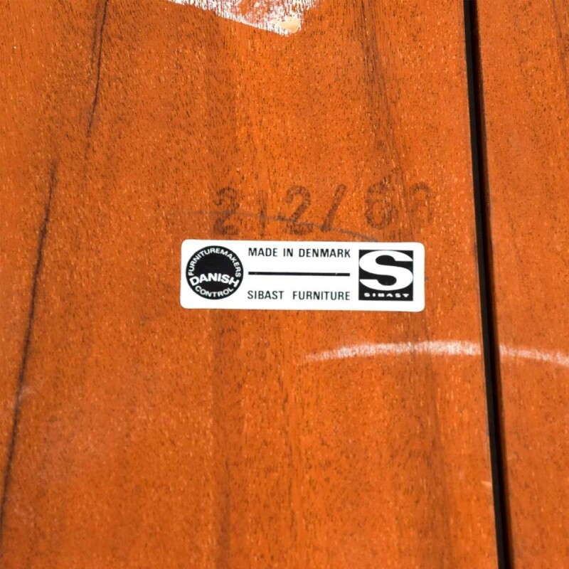 Cover image 0