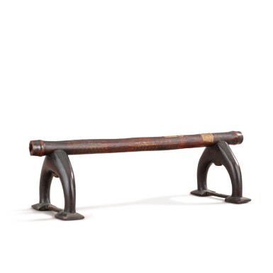 View full screen - View 1 of Lot 57. Kali Neckrest, Tonga Islands | Appuie-nuque kali, Îles Tonga.