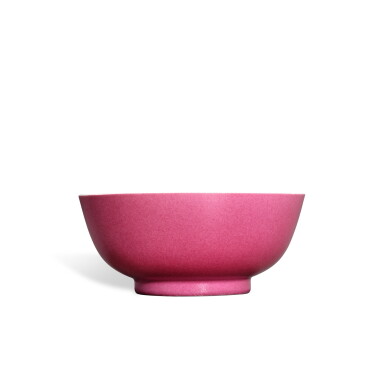 View full screen - View 1 of Lot 3375. A ruby-red-glazed bowl, Qing dynasty, 18th century | 清十八世紀 胭脂紅釉盌.