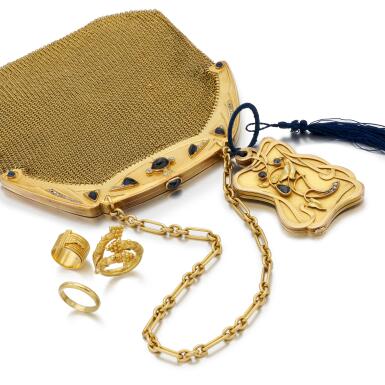 View full screen - View 1 of Lot 34. Sapphire and diamond evening bag and three rings (Borsetta in zaffiri e diamanti e tre anelli).