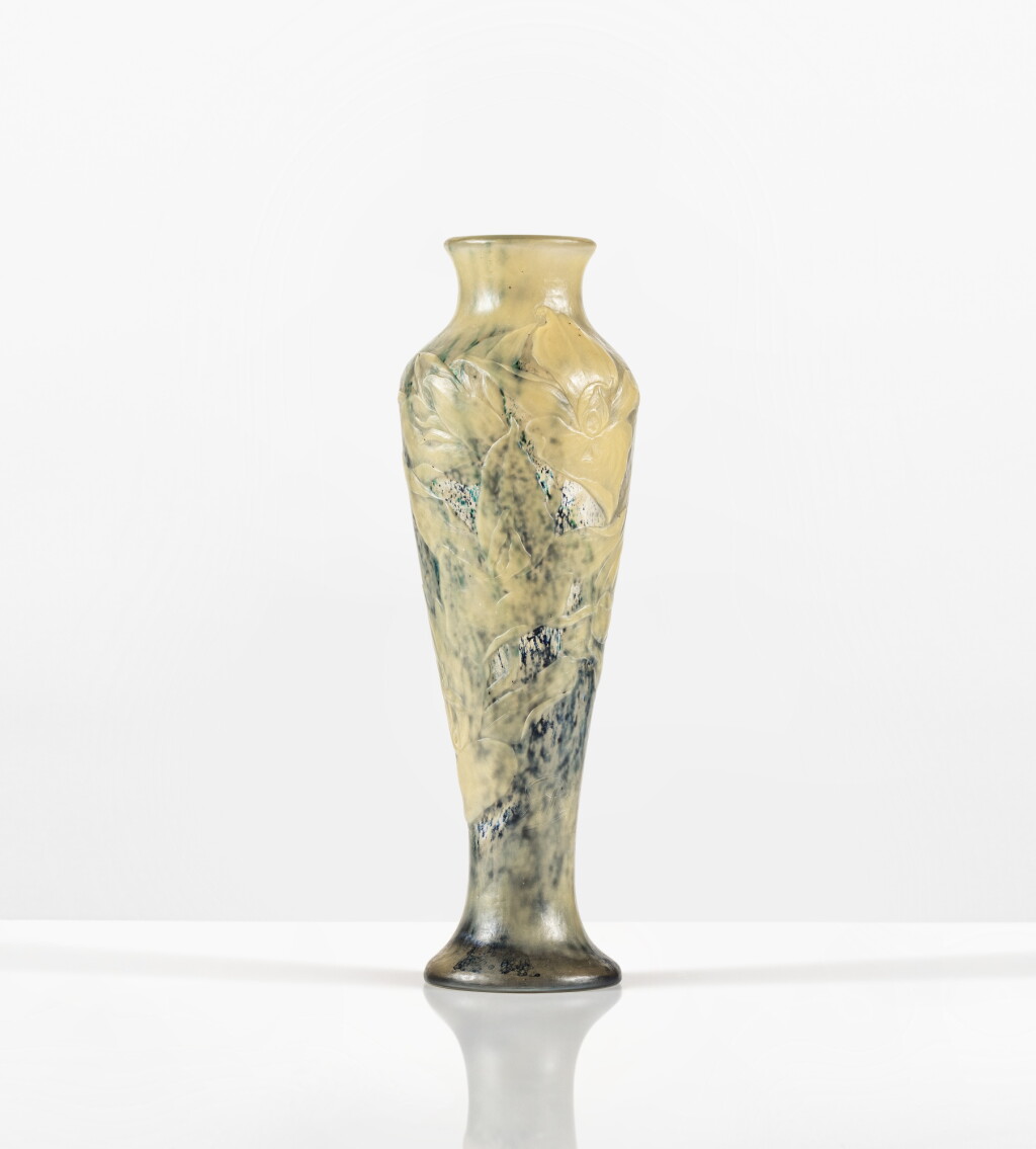 View full screen - View 1 of Lot 32. Orchidées tropicales vase, circa 1886.