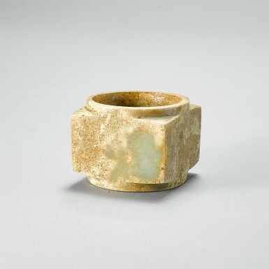 View full screen - View 1 of Lot 722. A celadon jade cong, Neolithic period, Qijia Culture - early Shang dynasty | 新石器時代齊家文化至商早期 青玉素面琮 .