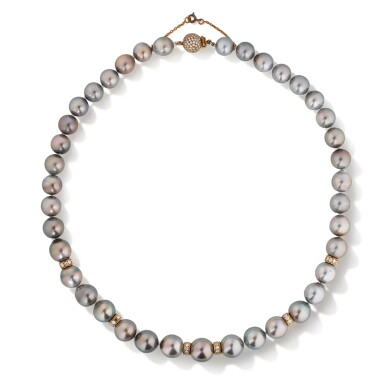View full screen - View 1 of Lot 354. Collier perles de culture et diamants | Cultured pearl and diamond necklace.