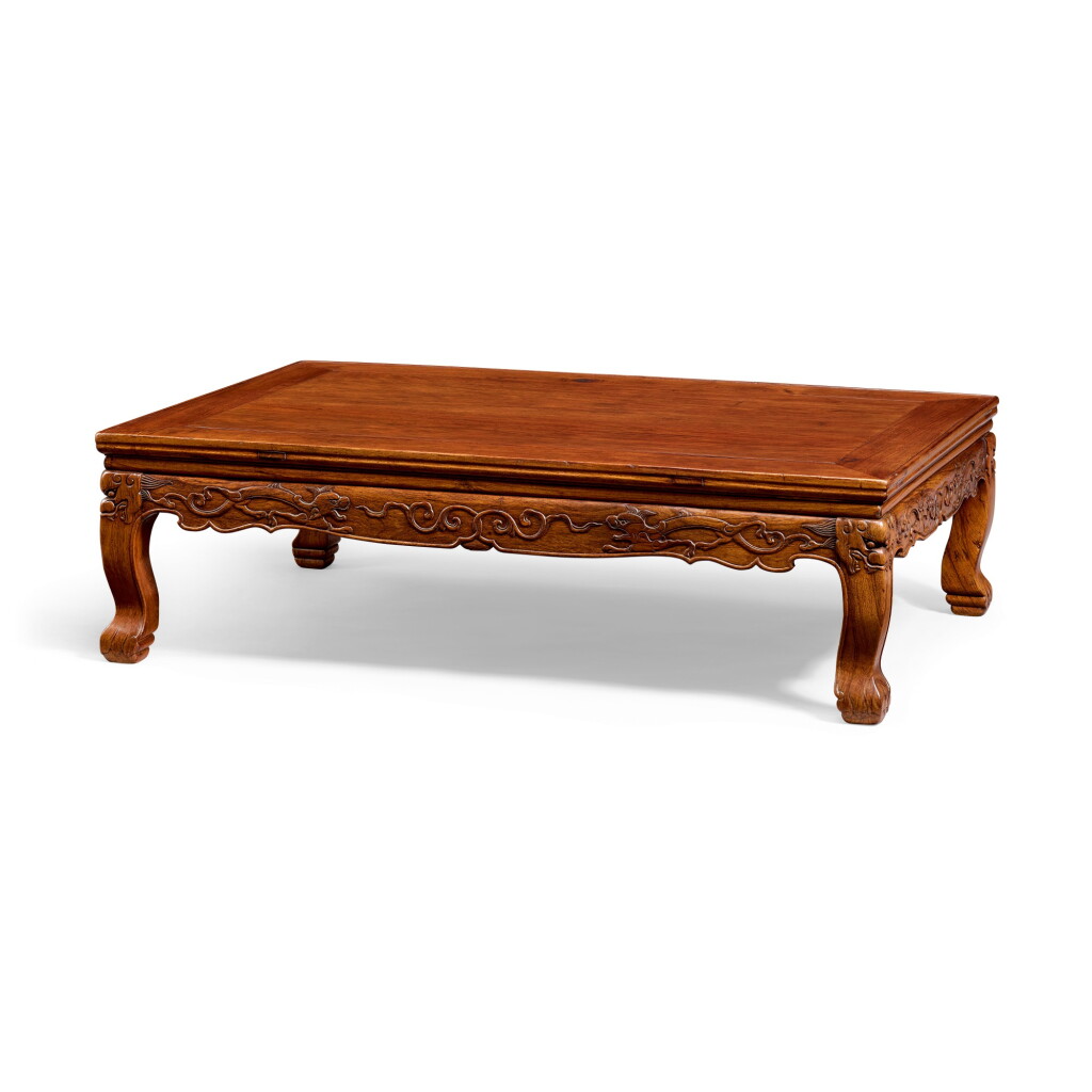 View full screen - View 1 of Lot 4. A huanghuali kang table, kangji Late Ming – early Qing dynasty 明末至清初 黃花梨有束腰齊牙條虎爪足炕几.