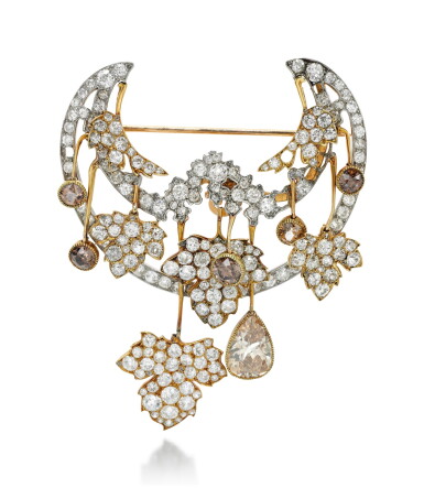View full screen - View 1 of Lot 86. COLOURED DIAMOND AND DIAMOND BROOCH.