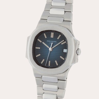 View full screen - View 1 of Lot 302. Nautilus, Reference 3800/001A | A stainless steel wristwatch with date and bracelet | Circa 1994.