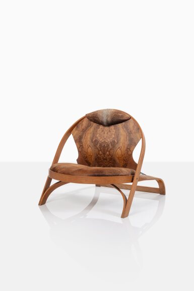 View full screen - View 1 of Lot 189. Chair.