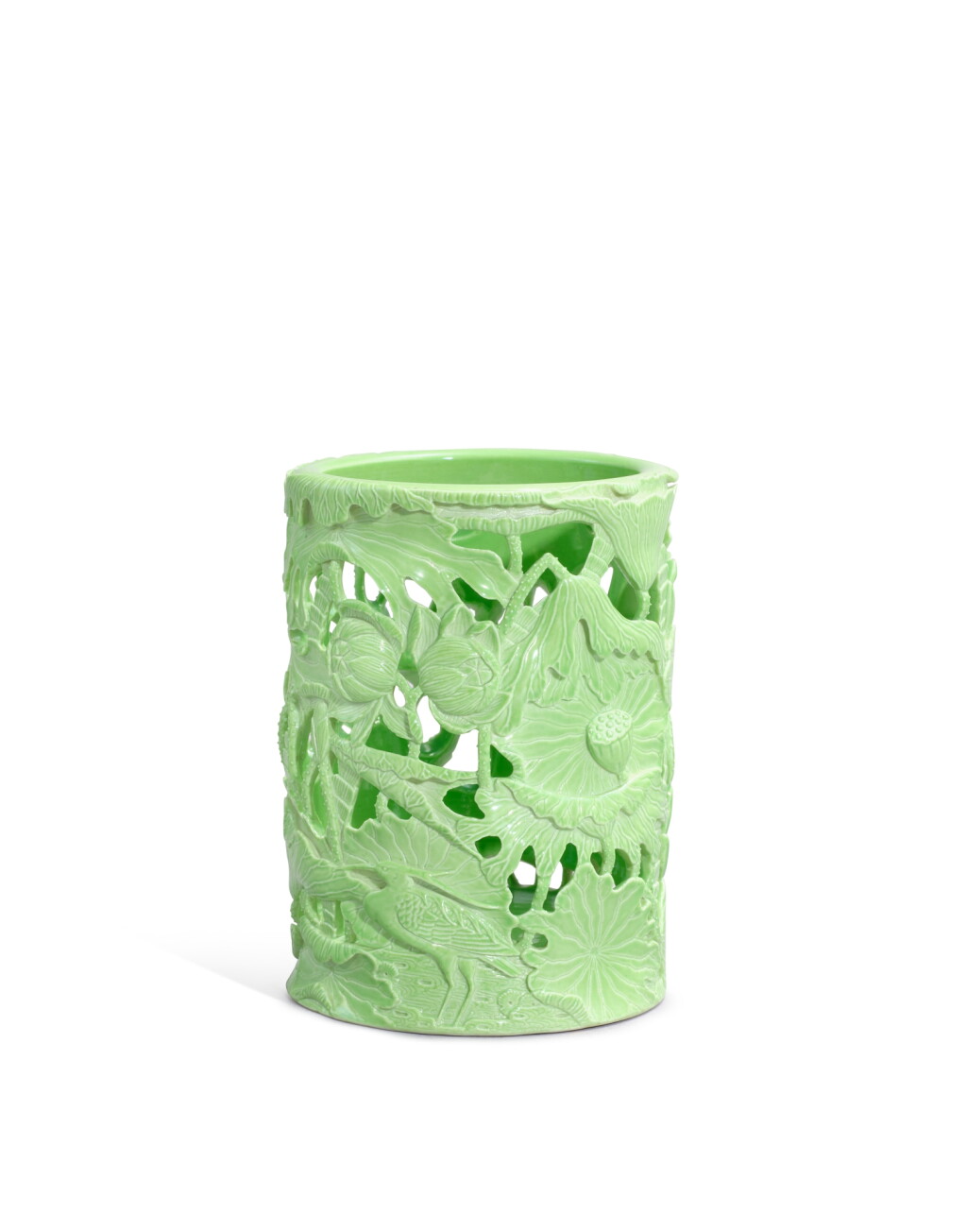 View full screen - View 1 of Lot 5107. A reticulated lime-green-glazed 'lotus pond' brushpot, Seal mark and period of Daoguang | 清道光 秋葵綠釉透雕蓮塘筆筒 《大清道光年製》款.
