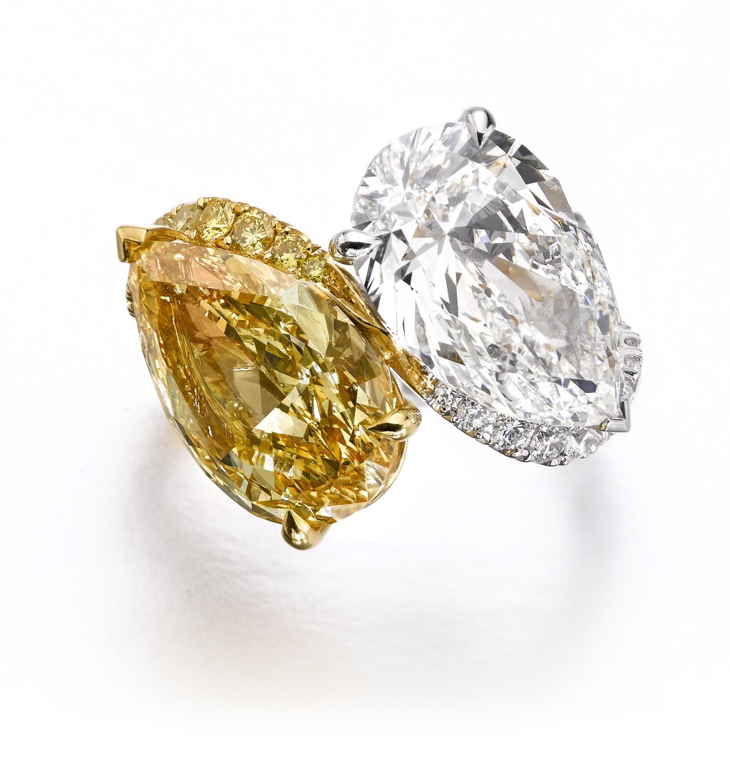 View full screen - View 1 of Lot 153. Graff | Fancy Vivid Orangy Yellow diamond ring | 格拉夫 | 艷彩橙黃色鑽石戒指.