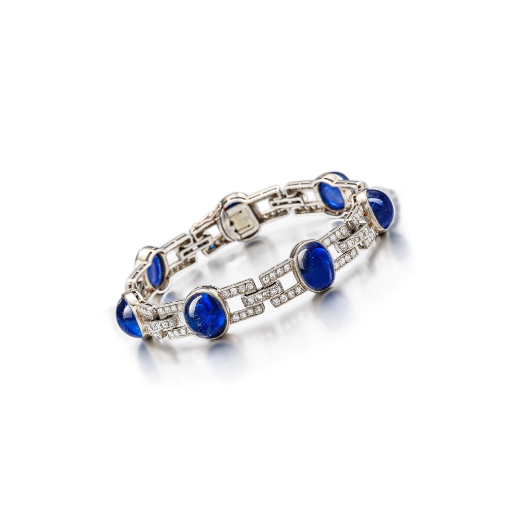 View full screen - View 1 of Lot 1914. 'Anneaux' Art Deco Sapphire and Diamond Bracelet | 尚美| 'Anneaux' 裝飾藝術風格 天然 「緬甸」未經加熱藍寶石 配 鑽石 手鏈 (藍寶石總重43.47克拉).